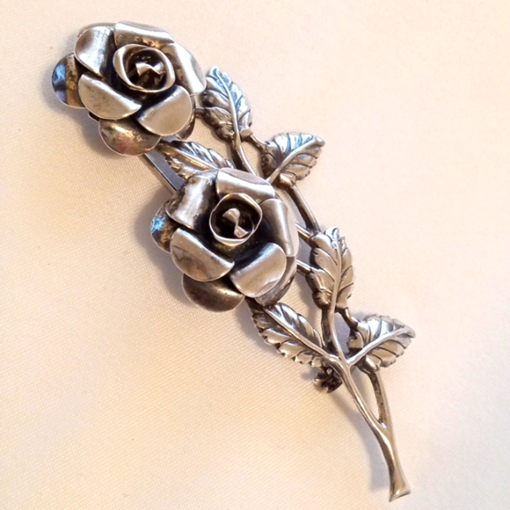 Vintage stamped Sterling silver 2 flower brooch